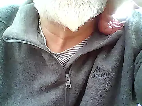 Snapshot of xcimeru chatting on March 2026 03:04:01 PM xcimeru online show from March 2026 03:04:01 PM