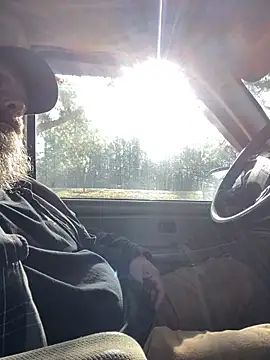 Snapshot of Themechanic420 chatting on March 2026 02:35:02 PM Themechanic420 online show from March 2026 02:35:02 PM