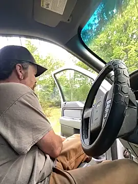 Snapshot of Themechanic420 chatting on April 2026 03:46:02 PM Themechanic420 online show from April 2026 03:46:02 PM