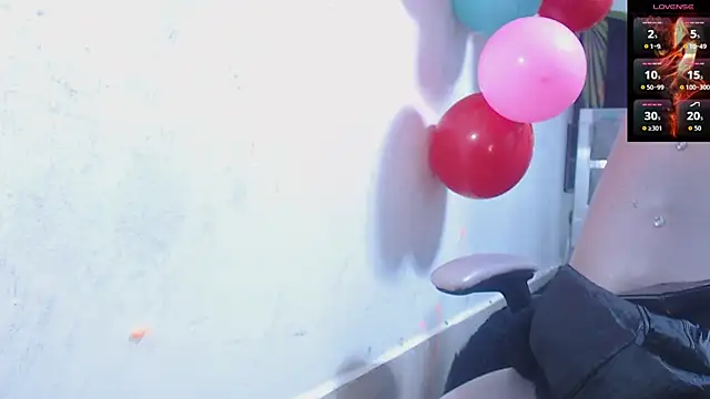 toxxxic cams online show from November 2025 02:17:02 AM