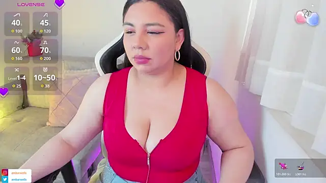 Snapshot of ambar-wells chatting on November 2025 06:12:01 PM ambar-wells online show from November 2025 06:12:01 PM