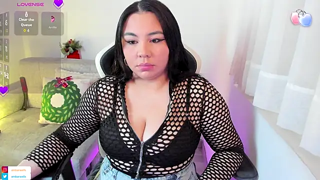 Snapshot of ambar-wells chatting on December 2025 03:30:02 PM ambar-wells online show from December 2025 03:30:02 PM