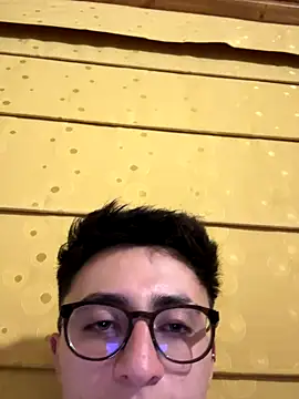 CamiRojas boy online show from September 2025 04:45:02 AM