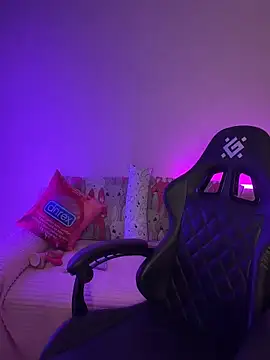 Your insomniya online show from April 2026 09:20:02 PM