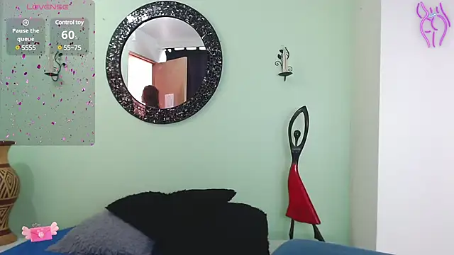 Sofia Franco  online show from January 2025 07:05:01 PM