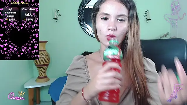 Snapshot of Sofia_Franco_ chatting on February 2026 02:21:02 PM Sofia Franco online show from February 2026 02:21:02 PM