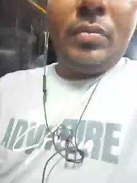 Snapshot of Bangalorebull chatting on May 2026 03:30:02 PM Bangalorebull online show from May 2026 03:30:02 PM