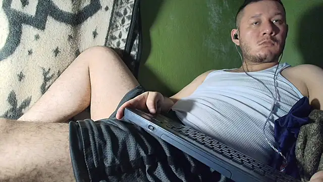 Snapshot of sweet_cock28 chatting on December 2025 04:10:01 AM sweet cock28 online show from December 2025 04:10:01 AM