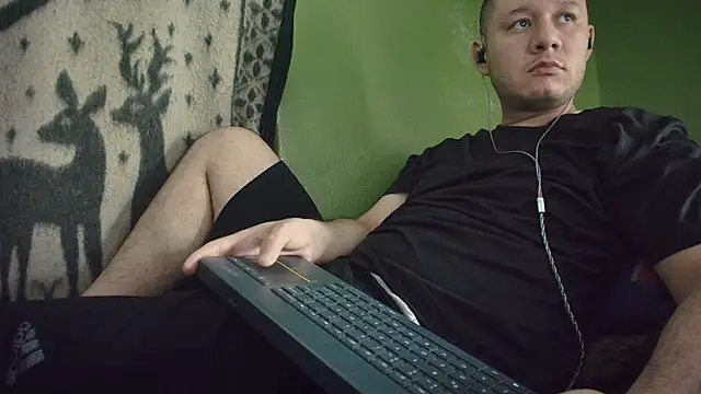 Snapshot of sweet_cock28 chatting on July 2026 03:27:02 PM sweet cock28 online show from July 2026 03:27:02 PM