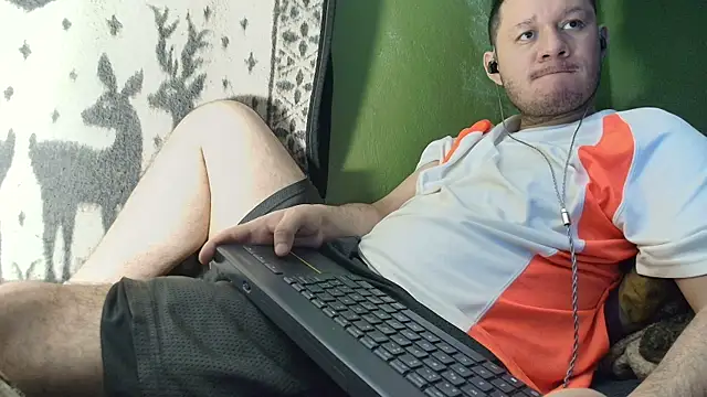 Snapshot of sweet_cock28 chatting on July 2026 03:43:02 AM sweet cock28 online show from July 2026 03:43:02 AM