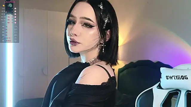 Snapshot of ghot1c_graceeee chatting on February 2025 12:17:02 PM ghot1c graceeee online show from February 2025 12:17:02 PM