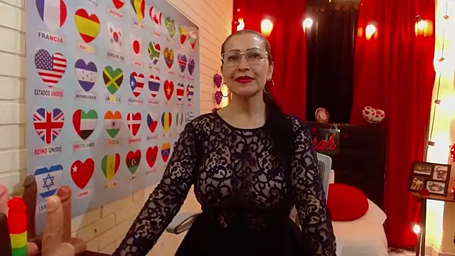 Snapshot of Sarah_teiku chatting on March 2025 09:37:02 PM Sarah teiku online show from March 2025 09:37:02 PM