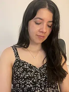 Snapshot of saori_10 chatting on April 2026 06:33:02 AM saori 10 online show from April 2026 06:33:02 AM