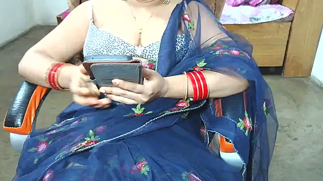 Snapshot of Cute_Mahi22 chatting on July 2026 06:31:01 AM Cute Mahi22 online show from July 2026 06:31:01 AM