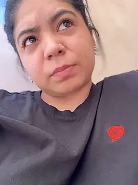 Snapshot of kimmiakiss22 chatting on February 2025 07:43:02 PM kimmiakiss22 online show from February 2025 07:43:02 PM