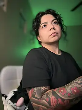 Snapshot of kimmiakiss22 chatting on March 2025 03:33:01 AM kimmiakiss22 online show from March 2025 03:33:01 AM