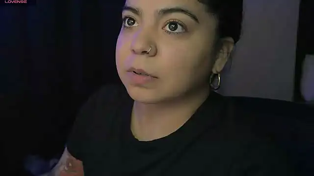 Snapshot of kimmiakiss22 chatting on September 2025 11:42:01 PM kimmiakiss22 online show from September 2025 11:42:01 PM