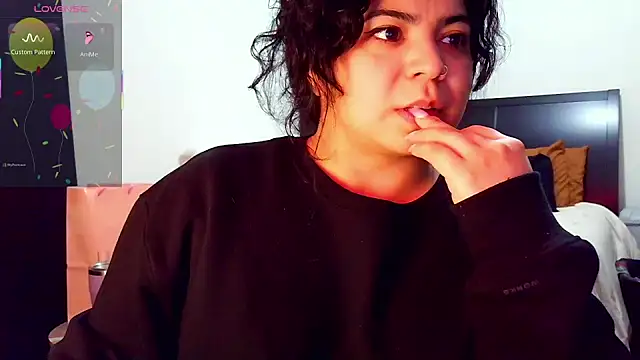 Snapshot of kimmiakiss22 chatting on November 2025 03:23:01 AM kimmiakiss22 online show from November 2025 03:23:01 AM