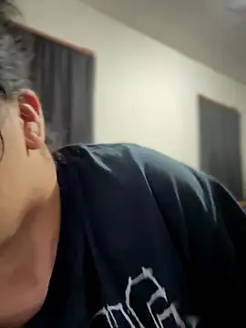 Snapshot of kimmiakiss22 chatting on November 2025 10:43:01 PM kimmiakiss22 online show from November 2025 10:43:01 PM