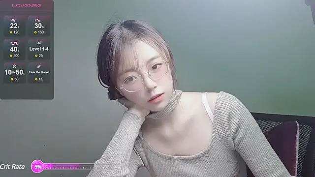 Snapshot of VaerySaenz chatting on December 2024 06:52:01 AM VaerySaenz online show from December 2024 06:52:01 AM