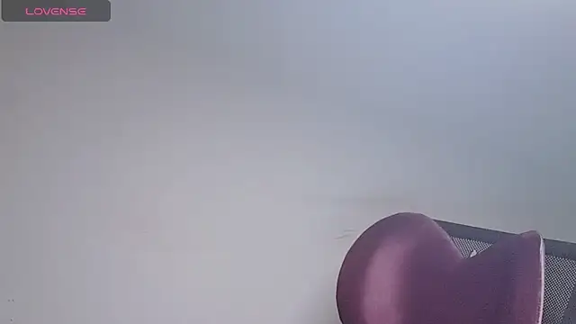 Snapshot of VaerySaenz chatting on December 2024 12:34:02 AM VaerySaenz online show from December 2024 12:34:02 AM