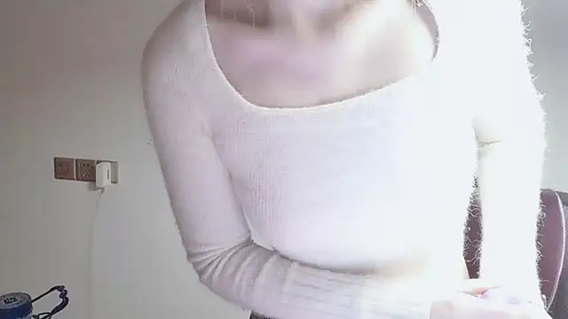 Snapshot of VaerySaenz chatting on March 2025 02:19:02 PM VaerySaenz online show from March 2025 02:19:02 PM