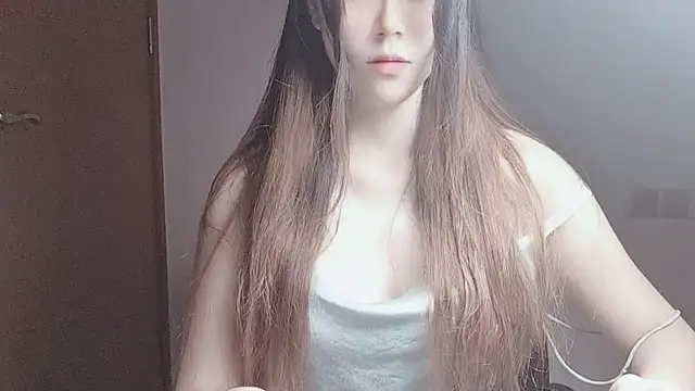 Snapshot of VaerySaenz chatting on October 2025 12:09:02 PM VaerySaenz online show from October 2025 12:09:02 PM