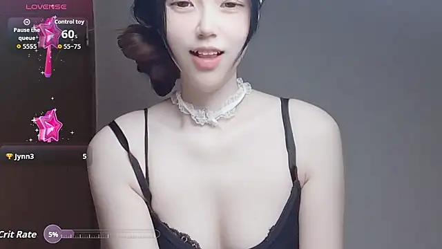 Snapshot of VaerySaenz chatting on November 2025 12:35:02 AM VaerySaenz online show from November 2025 12:35:02 AM