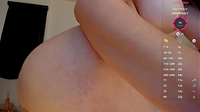 Snapshot of KendallRiseX chatting on March 2025 03:05:02 PM KendallRiseX online show from March 2025 03:05:02 PM