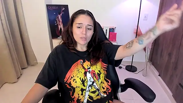 Snapshot of samantha_cherry chatting on January 2026 03:27:02 PM samantha cherry online show from January 2026 03:27:02 PM