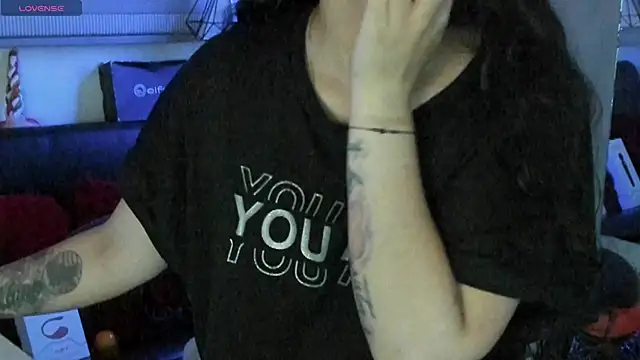 Snapshot of natasha_logan_ chatting on March 2026 04:08:02 AM natasha logan online show from March 2026 04:08:02 AM