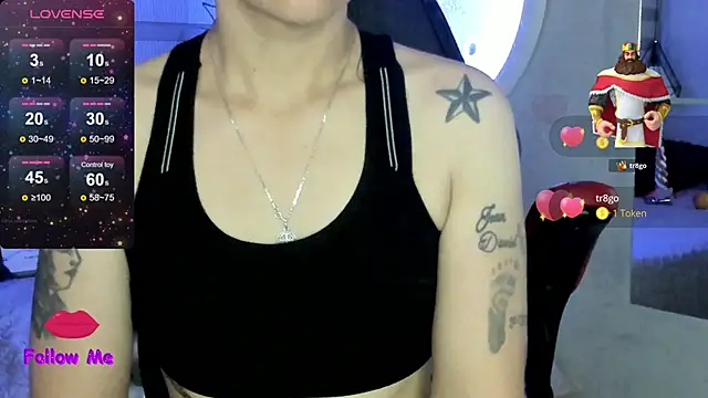 Snapshot of natasha_logan_ chatting on April 2026 04:07:01 AM natasha logan online show from April 2026 04:07:01 AM