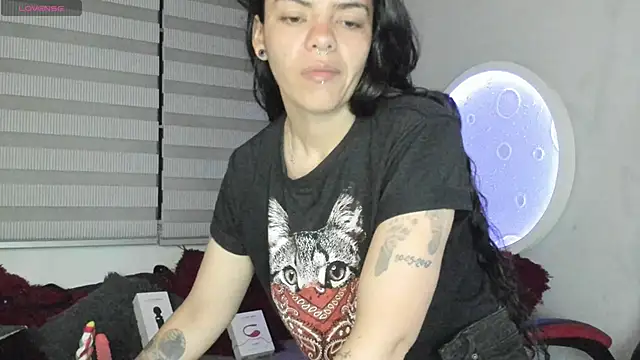 Snapshot of natasha_logan_ chatting on June 2026 03:59:01 AM natasha logan online show from June 2026 03:59:01 AM