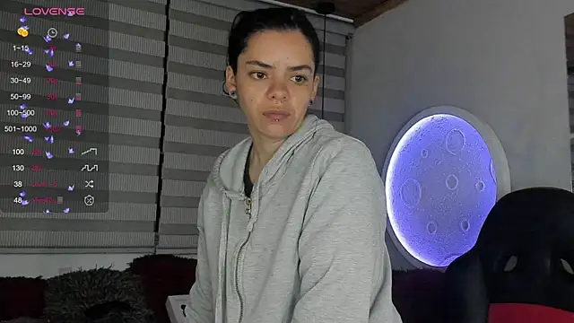 Snapshot of natasha_logan_ chatting on August 2026 04:00:01 AM natasha logan online show from August 2026 04:00:01 AM