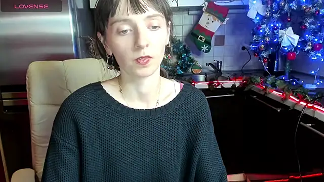 Snapshot of TayanaJons chatting on December 2024 02:10:02 PM TayanaJons online show from December 2024 02:10:02 PM