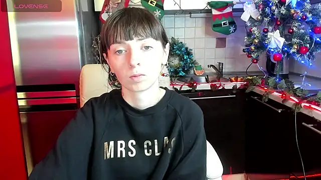 Snapshot of TayanaJons chatting on January 2025 07:44:02 AM TayanaJons online show from January 2025 07:44:02 AM