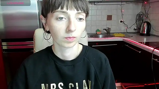 Snapshot of TayanaJons chatting on January 2025 07:46:02 AM TayanaJons online show from January 2025 07:46:02 AM