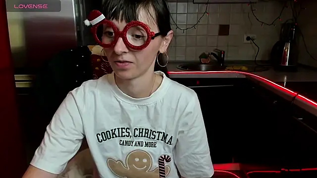 Snapshot of TayanaJons chatting on January 2025 10:41:01 AM TayanaJons online show from January 2025 10:41:01 AM