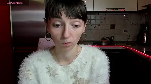 Snapshot of TayanaJons chatting on January 2025 07:43:02 AM TayanaJons online show from January 2025 07:43:02 AM