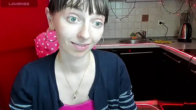 Snapshot of TayanaJons chatting on January 2025 10:51:02 AM TayanaJons online show from January 2025 10:51:02 AM