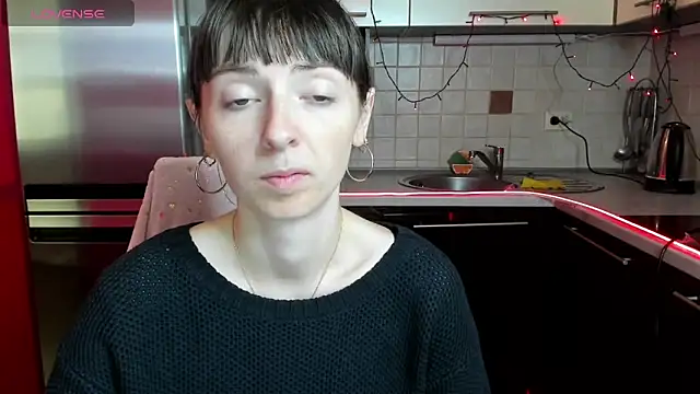 Snapshot of TayanaJons chatting on January 2025 08:01:01 AM TayanaJons online show from January 2025 08:01:01 AM