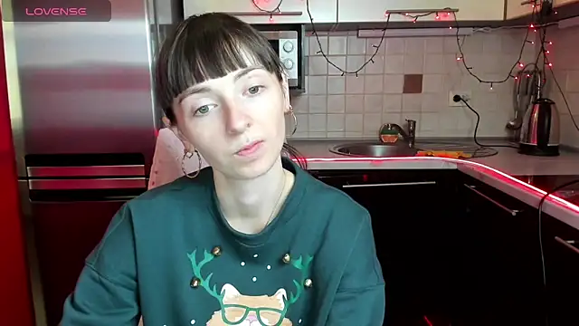 Snapshot of TayanaJons chatting on February 2025 07:50:01 AM TayanaJons online show from February 2025 07:50:01 AM