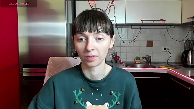 Snapshot of TayanaJons chatting on February 2025 07:55:02 AM TayanaJons online show from February 2025 07:55:02 AM