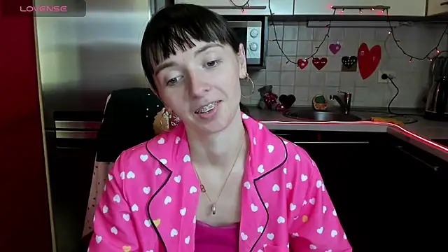 Snapshot of TayanaJons chatting on February 2025 10:56:02 AM TayanaJons online show from February 2025 10:56:02 AM