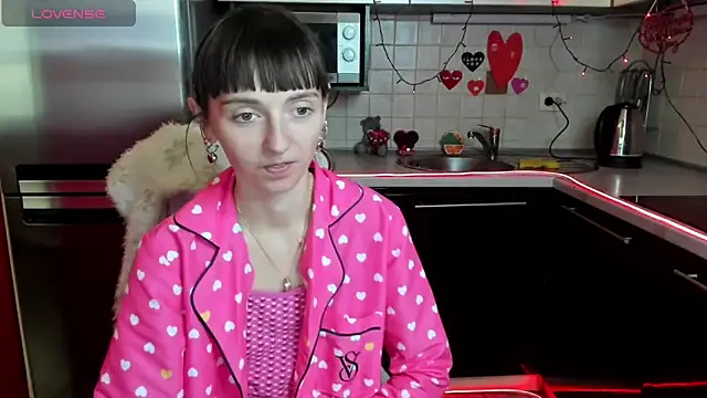 Snapshot of TayanaJons chatting on February 2025 10:55:02 AM TayanaJons online show from February 2025 10:55:02 AM