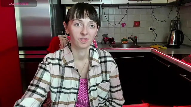 Snapshot of TayanaJons chatting on February 2025 10:50:01 AM TayanaJons online show from February 2025 10:50:01 AM