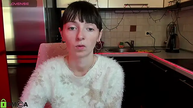 Snapshot of TayanaJons chatting on February 2025 07:44:01 AM TayanaJons online show from February 2025 07:44:01 AM