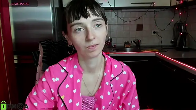 Snapshot of TayanaJons chatting on February 2025 10:52:01 AM TayanaJons online show from February 2025 10:52:01 AM