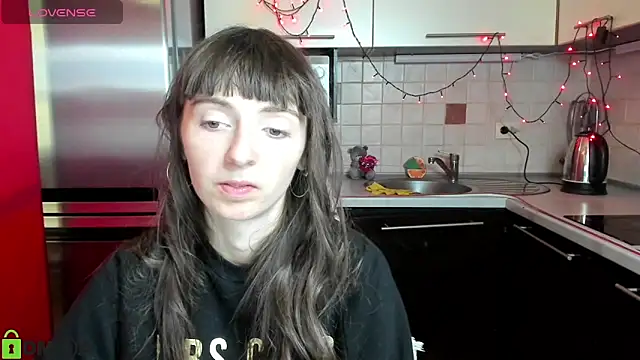 Snapshot of TayanaJons chatting on March 2025 07:54:01 AM TayanaJons online show from March 2025 07:54:01 AM