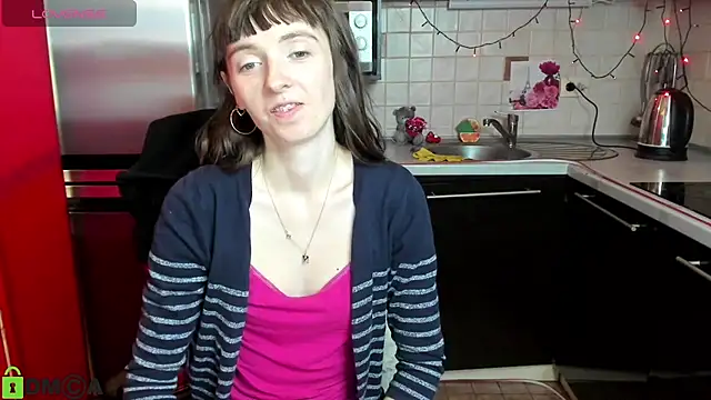 Snapshot of TayanaJons chatting on March 2025 11:00:02 AM TayanaJons online show from March 2025 11:00:02 AM